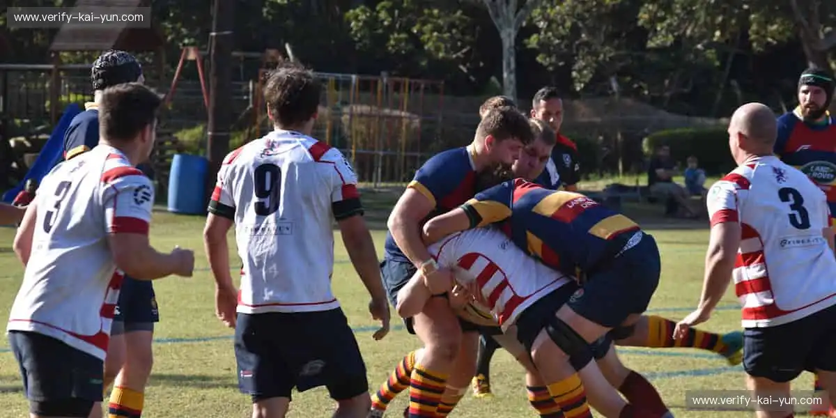 「从草根到巅峰,每一份坚持都值得被记录!📸上传你的故事,赢取专属奖励!」